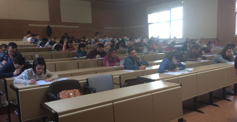 Estudiar Una Carrera Universitaria Con Mas De 45 Anos Radio Albacete Cadena Ser