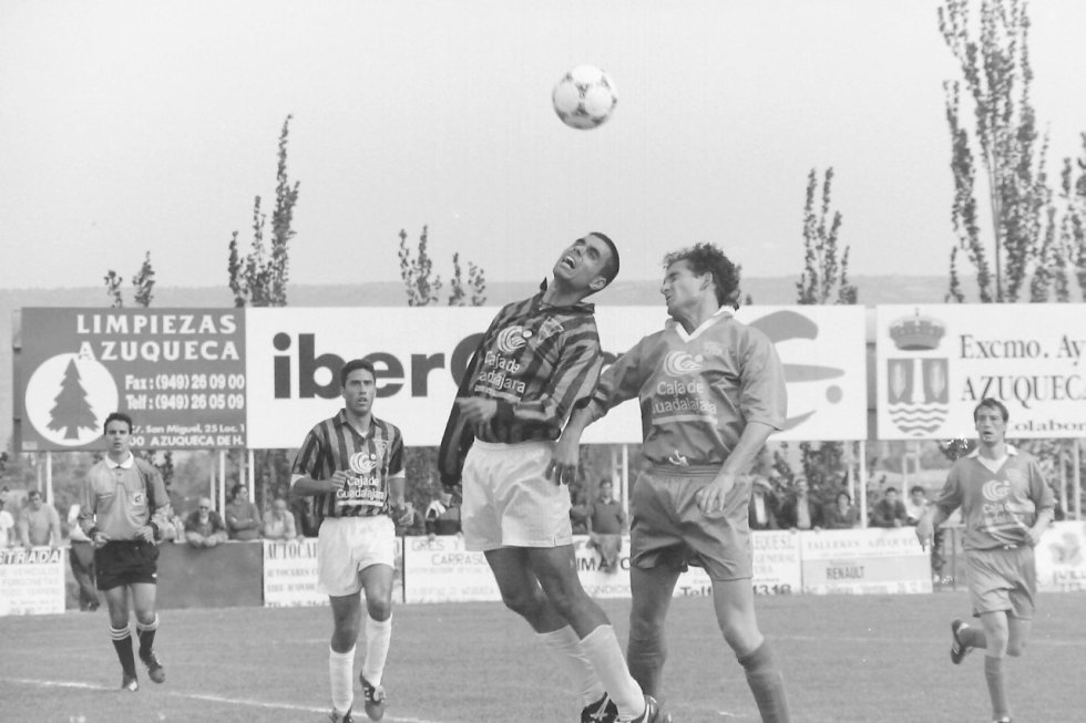 Imágenes del último derbi entre Azuqueca y Guadalajara en el San Miguel (Mayo 1998) Imágenes del último derbi entre Azuqueca y Guadalajara en el San Miguel (Mayo 1998)