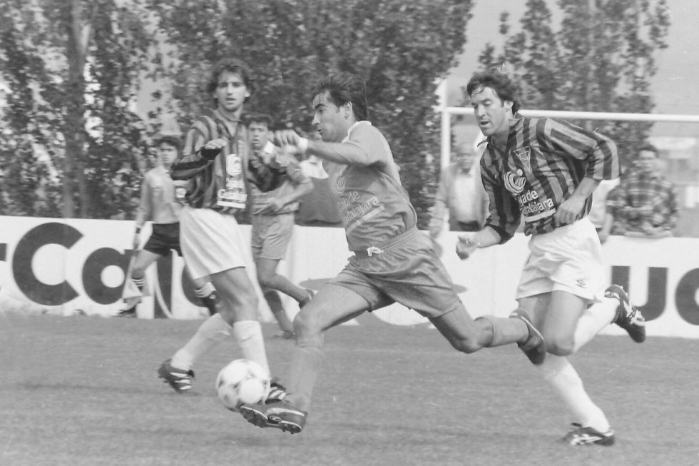 Imágenes del último derbi entre Azuqueca y Guadalajara en el San Miguel (Mayo 1998) Imágenes del último derbi entre Azuqueca y Guadalajara en el San Miguel (Mayo 1998)