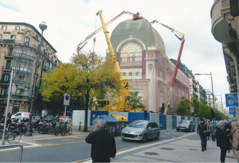 Trabajos de desmontaje de la cúpula del Bellas Artes durante octubre del 2015.