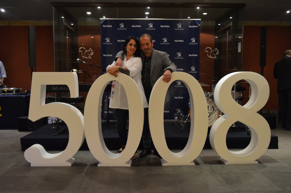 SER Gijón y Talpesa presentan el nuevo Peugeot 5008 SER Gijón y Talpesa presentan el nuevo Peugeot 5008