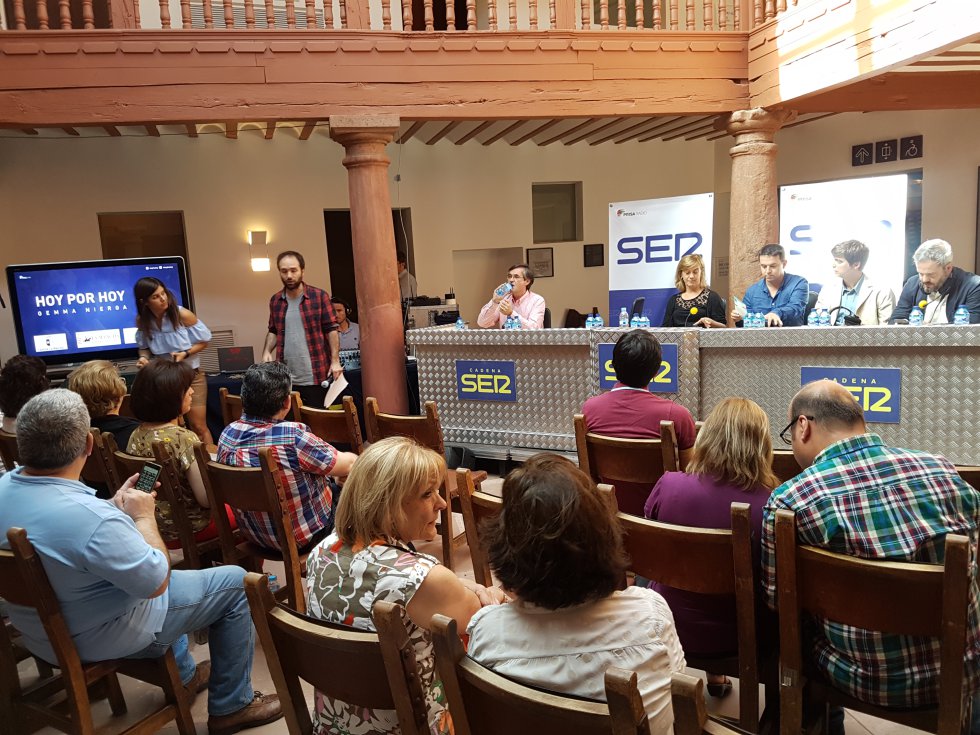 Hoy por Hoy con Gemma Nierga desde Alcázar de San Juan Hoy por Hoy con Gemma Nierga desde Alcázar de San Juan