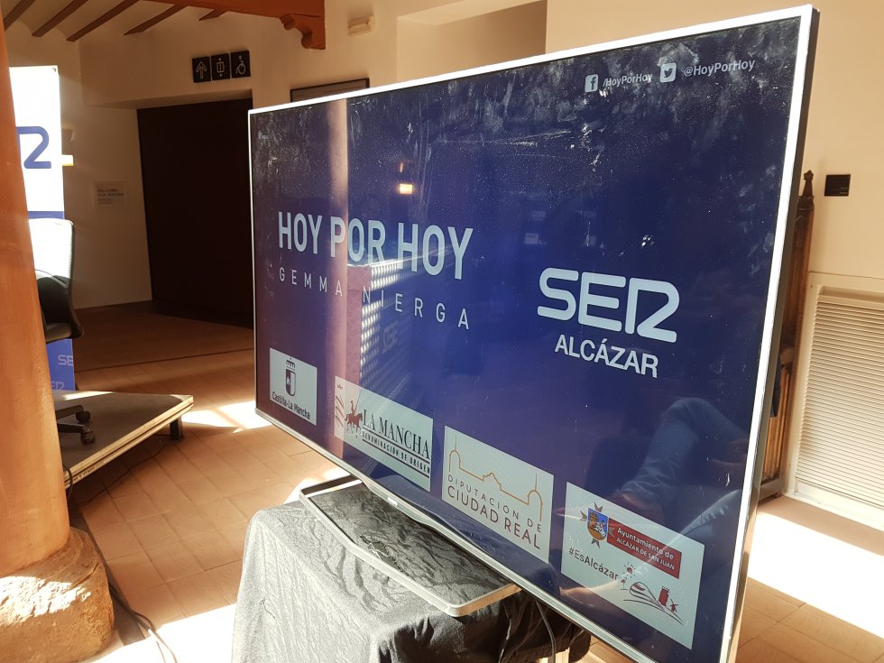 Hoy por Hoy con Gemma Nierga desde Alcázar de San Juan Hoy por Hoy con Gemma Nierga desde Alcázar de San Juan