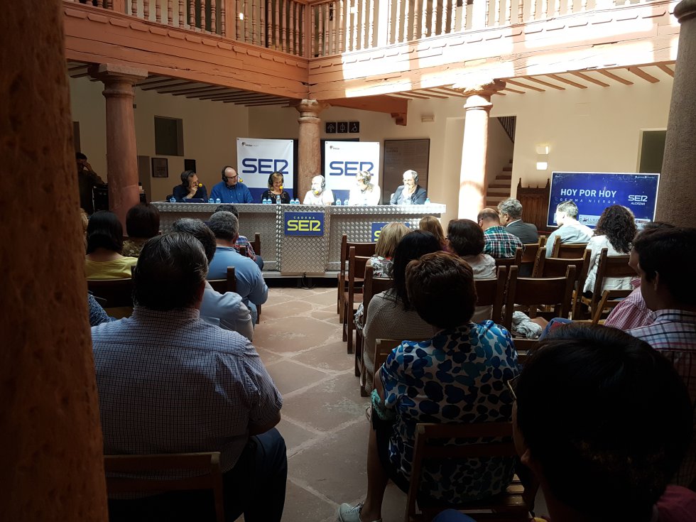 Hoy por Hoy con Gemma Nierga desde Alcázar de San Juan Hoy por Hoy con Gemma Nierga desde Alcázar de San Juan