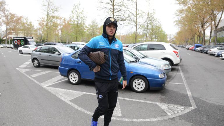 Coche De Theo Hernandez / Theo Hernandez Niega Los Hechos De La Denuncia Por Agresion Sexual ...