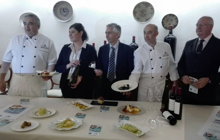 El Bacalao Toma La Carta Del Hotel Los Arcos Radio Segovia Actualidad Cadena Ser