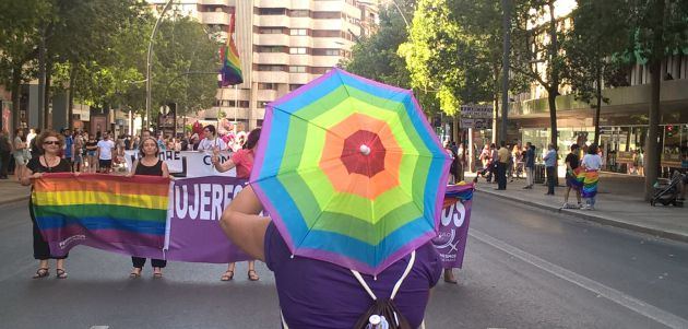 El Orgullo LGTBI toma las calles de Murcia con incidentes