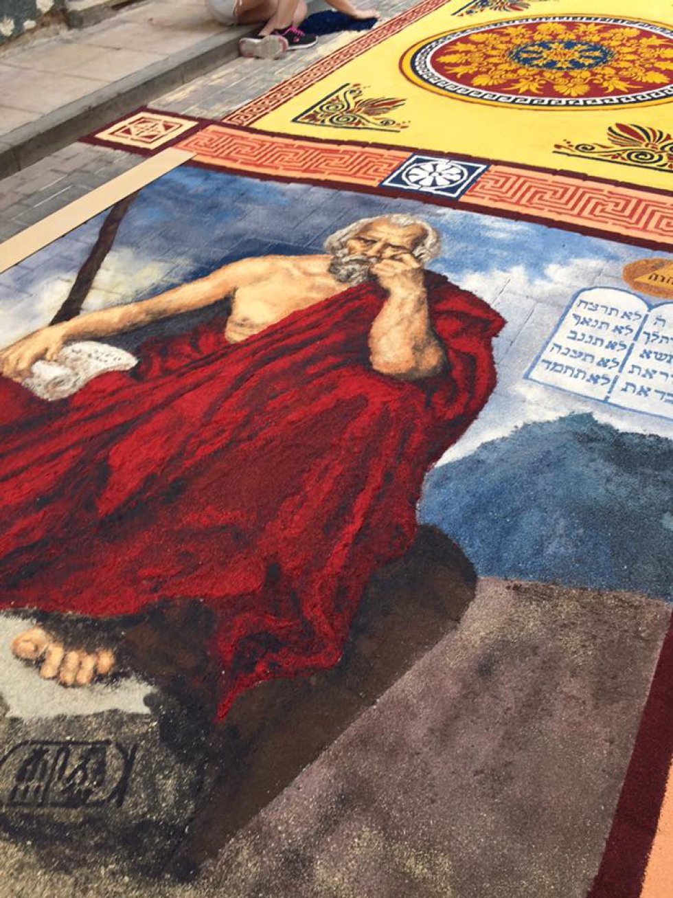 Las alfombras de serrín de Elche de la Sierra Las alfombras de serrín de Elche de la Sierra