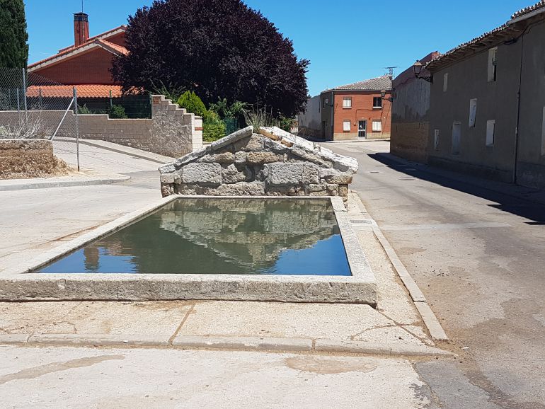 El Ayuntamiento De Grijota Denuncia La Contaminacion Reiterada Del Abrevadero Municipal Radio Palencia Actualidad Cadena Ser