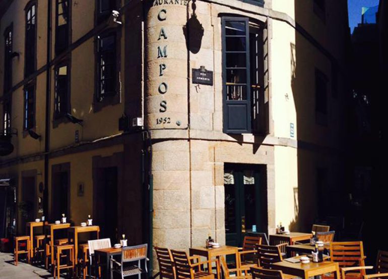 Exterior del Restaurante Campos, en la Rúa Nova de Lugo
