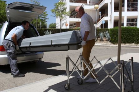 El cuerpo de Miguel Blesa a su llegada al Instituto de Medicina Legal de Córdoba