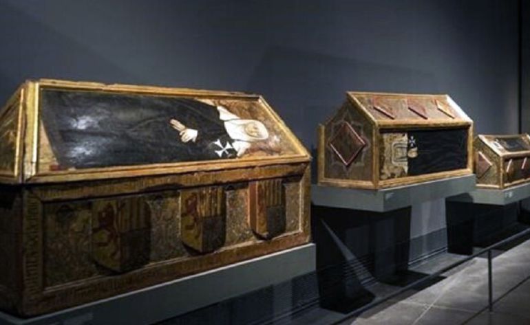 Los sarcófagos del siglo XV, expuestos en el Museo de Lérida 