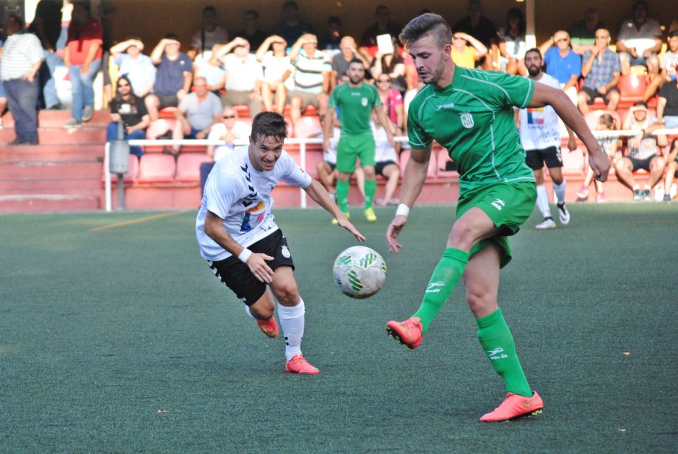 Gerica aprieta a un jugador del Quintanar del Rey Gerica aprieta a un jugador del Quintanar del Rey