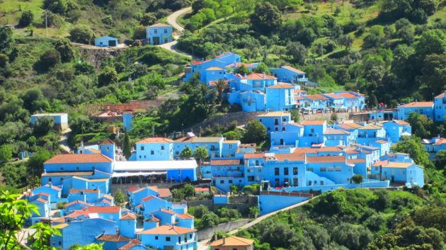 El pueblo pintado de azul en la provincia de Málaga