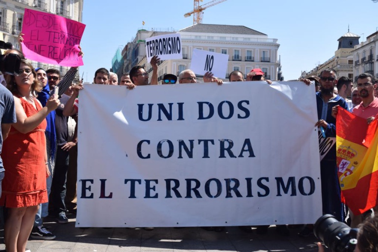 Una de las pancartas mostrada por los manifestantes en Puerta del Sol