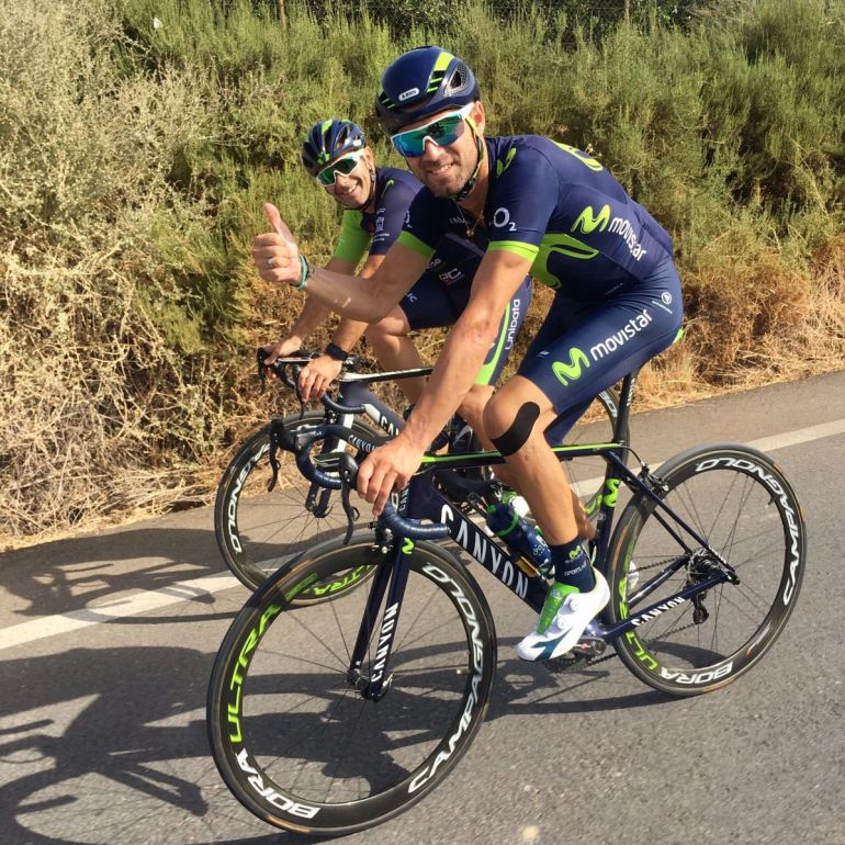 Valverde ya rueda sobre su bicicleta siete semanas después de su grave lesión