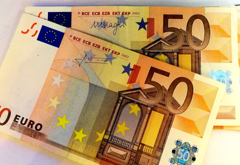 300 Millones De Pesos Colombianos A Euros