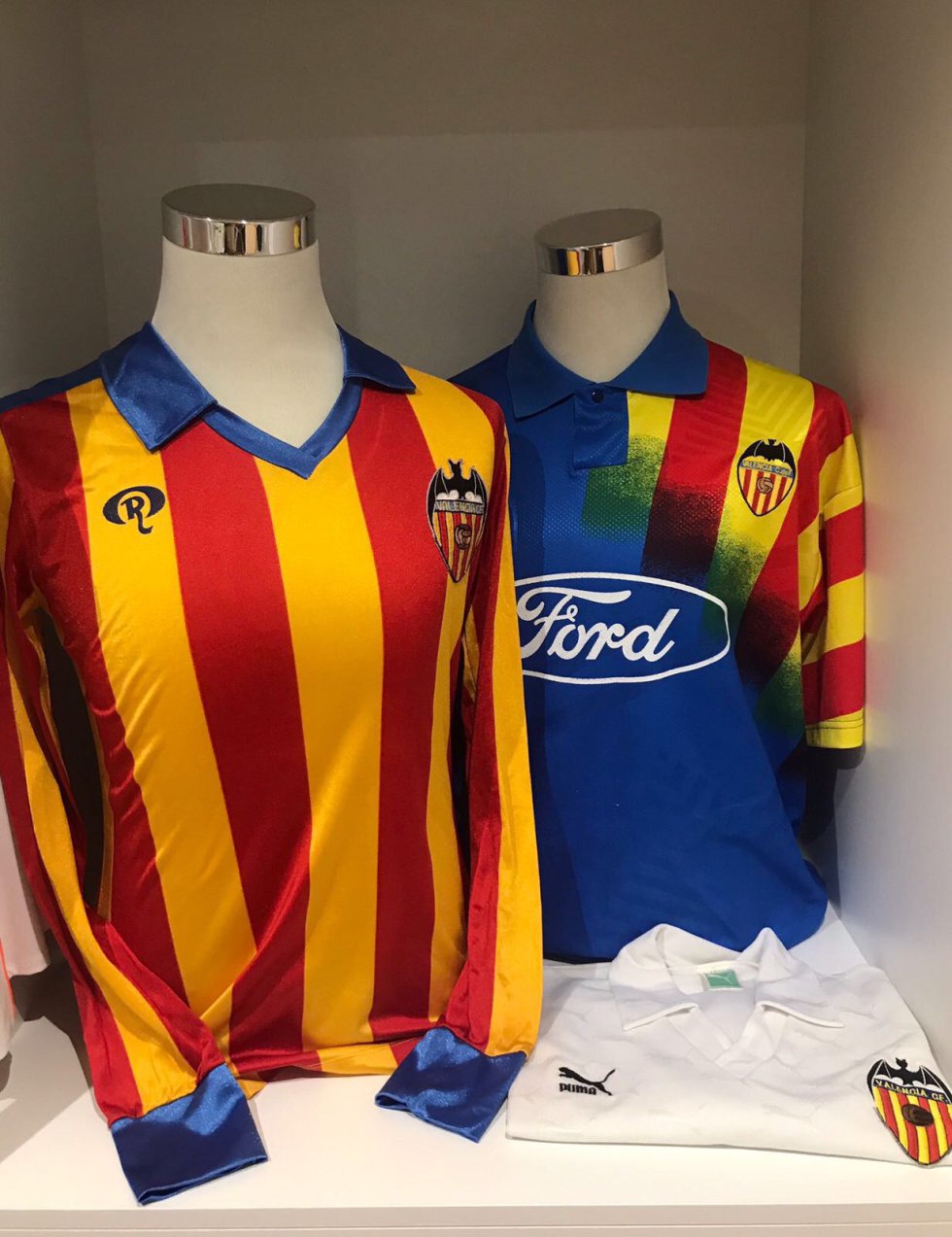 La colección de camisetas de Jesús Ribera La colección de camisetas de Jesús Ribera