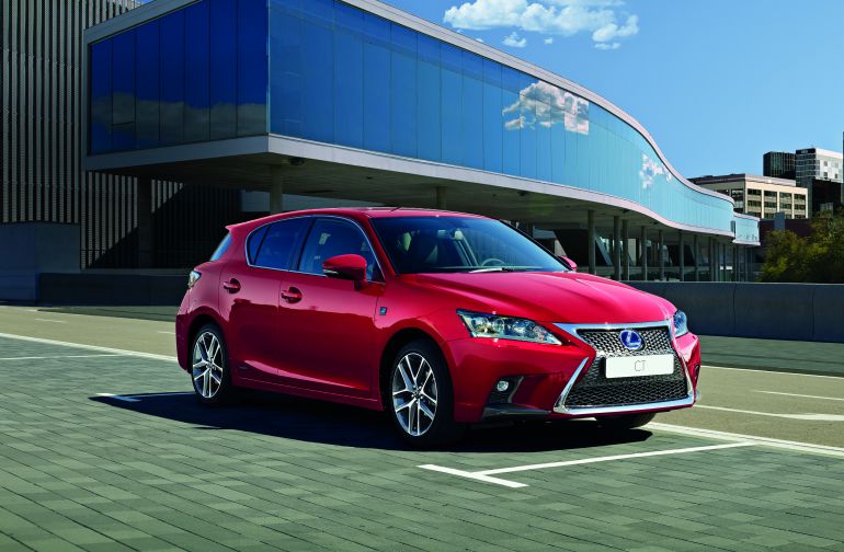 Alicante: Lexus, la marca premium líder en venta de híbridos