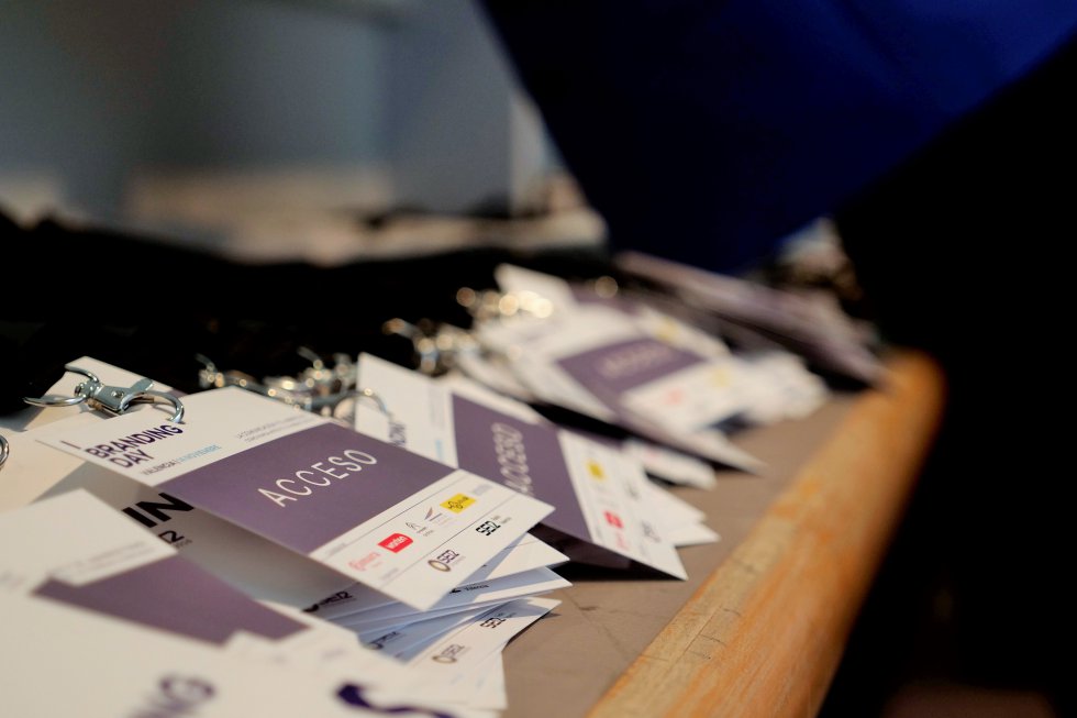 Acreditaciones en el Palacio de Congresos de Valencia para acceder al Branding Day Acreditaciones en el Palacio de Congresos de Valencia para acceder al Branding Day