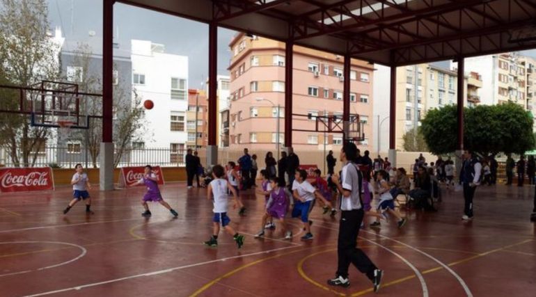 Niños durante las actividades extraescolares en Málaga