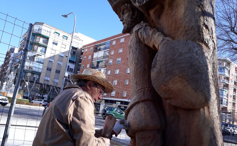 El Quijote Rescatado De Un Arbol Ser Ciudad Real Cadena Ser