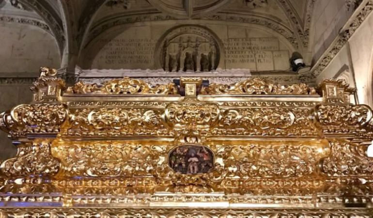 Hermandad Del Amor Exposicion Del Cuarto Centenario En El Ayuntamiento El Amor Muestra En El Ayuntamiento Sus Cuatro Siglos De Historia Radio Sevilla Actualidad Cadena Ser