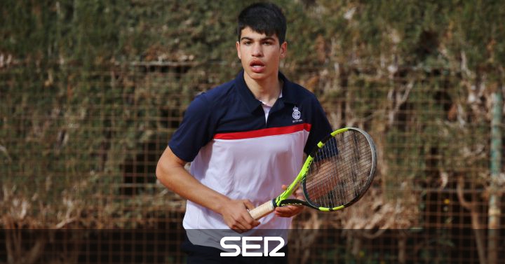 Carlos Alcaraz hace historia a sus 14 años en el Future de Murcia pese