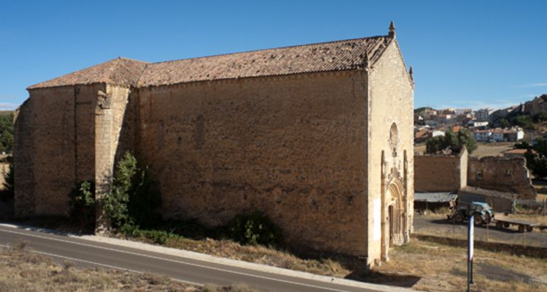 Panteón de los Marqueses de Moya. Así se conoce a la iglesia del antiguo monasterio de los Dominicos de Carboneras de Guadazaón (Cuenca), el único edificio que se conserva de aquel convento.