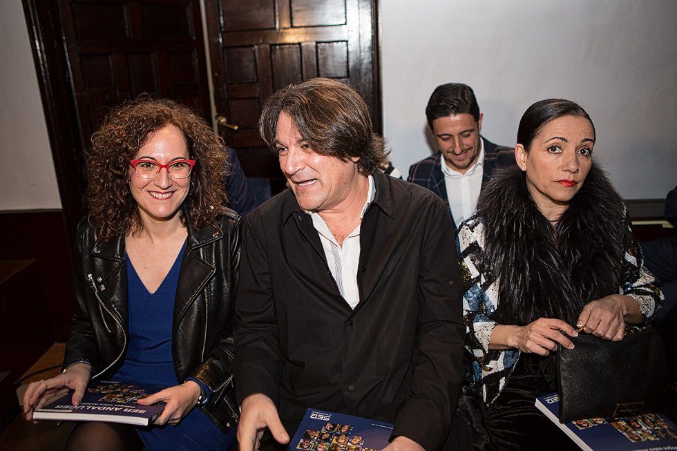 De izquierda a derecha, Nuria López, Dorantes y Eva Yerbabuena De izquierda a derecha, Nuria López, Dorantes y Eva Yerbabuena