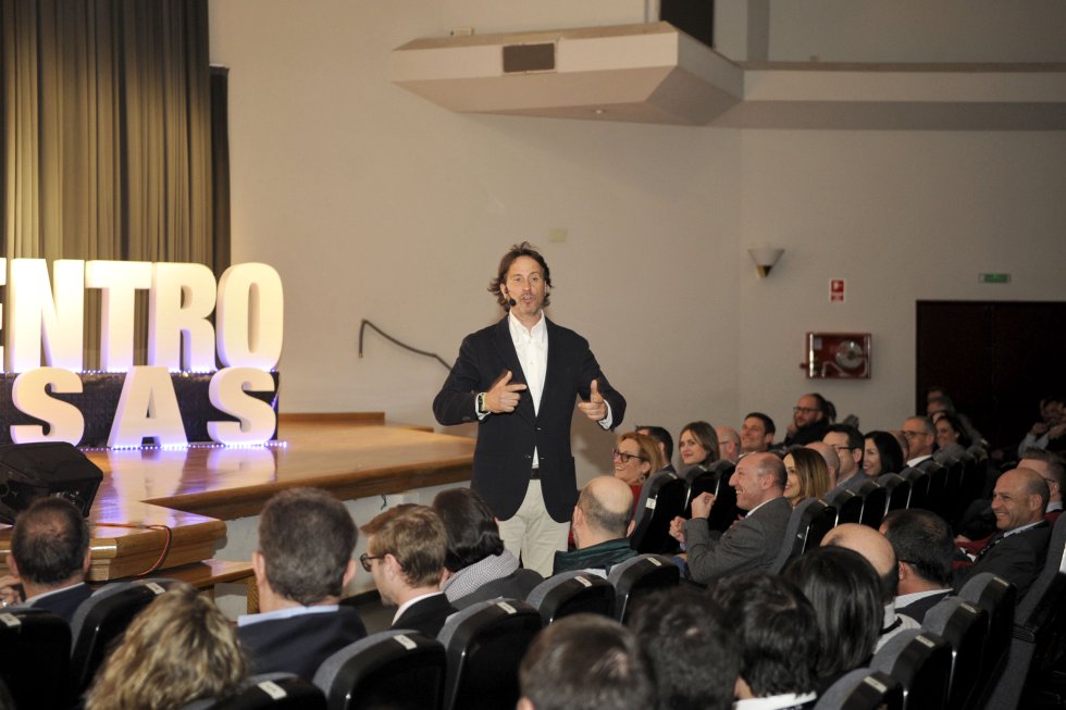 Victor Küppers en Castellón: IX Encuentro Empresas Radio Castellón Victor Küppers en Castellón: IX Encuentro Empresas Radio Castellón
