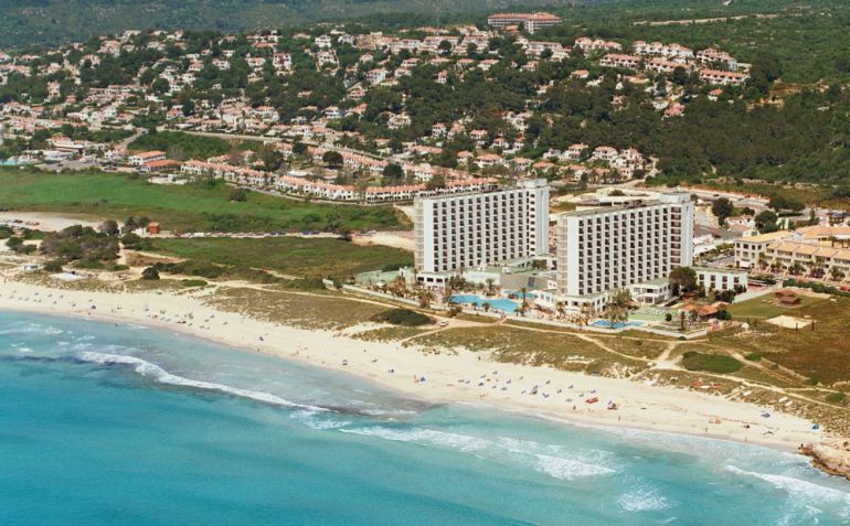 Meliá reforma los hoteles de Son Bou para 'transformar el modelo turístico de Menorca'