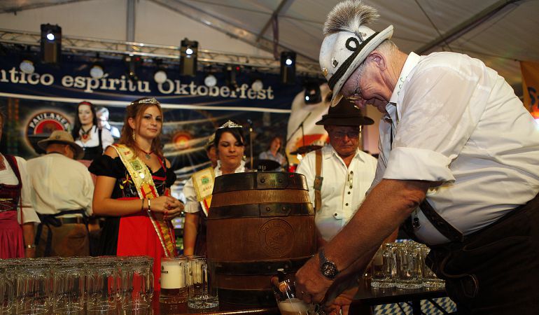 Un momento de la celebración de la feria Oktoberfest, que se ha hecho tradicional en Calp.