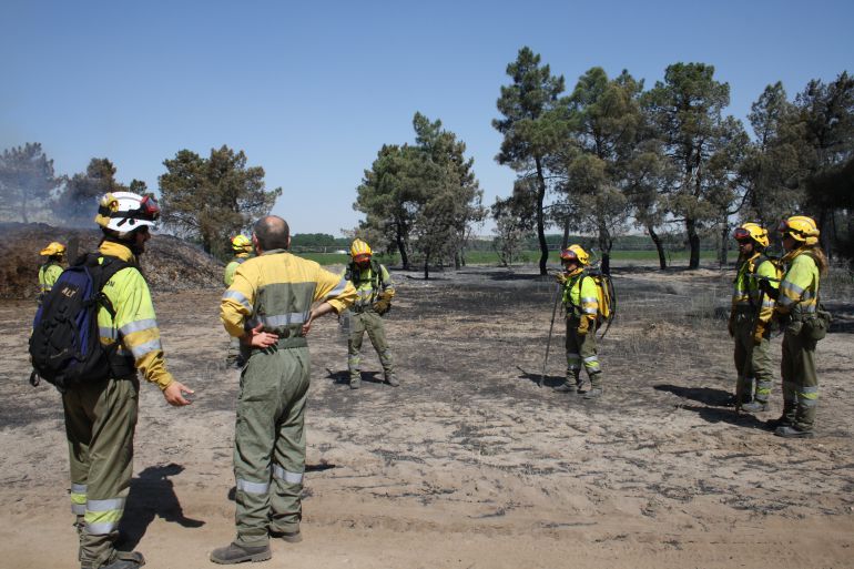 Los Bomberos Forestales Demandan Trabajar Todo El Ano Y Que Se Les Reconozca Esta Categoria Radio Segovia Actualidad Cadena Ser