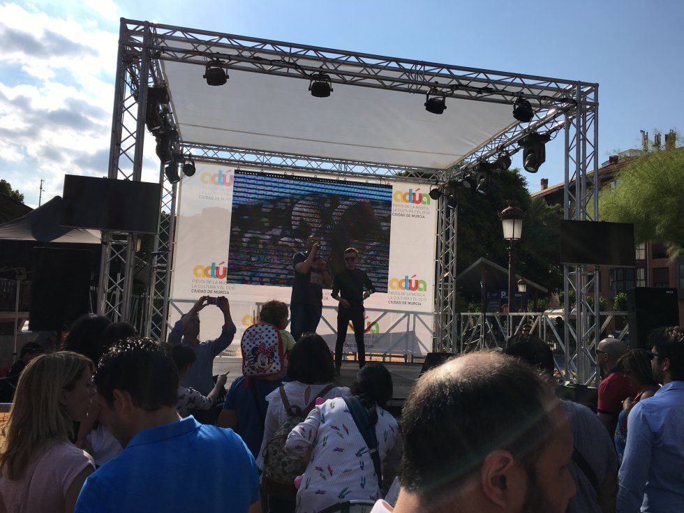 Joaquín Guillén y Austin Slack han sido los encargados de inaugurar Actúa Murcia 2018 Joaquín Guillén y Austin Slack han sido los encargados de inaugurar Actúa Murcia 2018