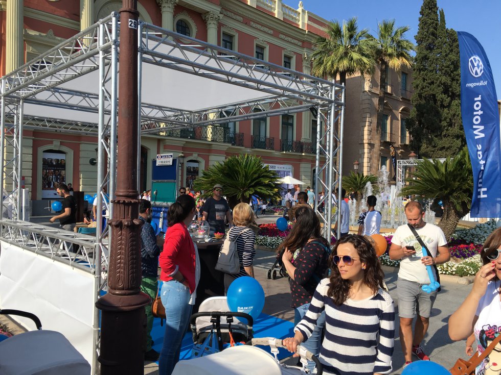 Numerosos stand acompañan los directos de Actúa Murcia 2018 Numerosos stand acompañan los directos de Actúa Murcia 2018