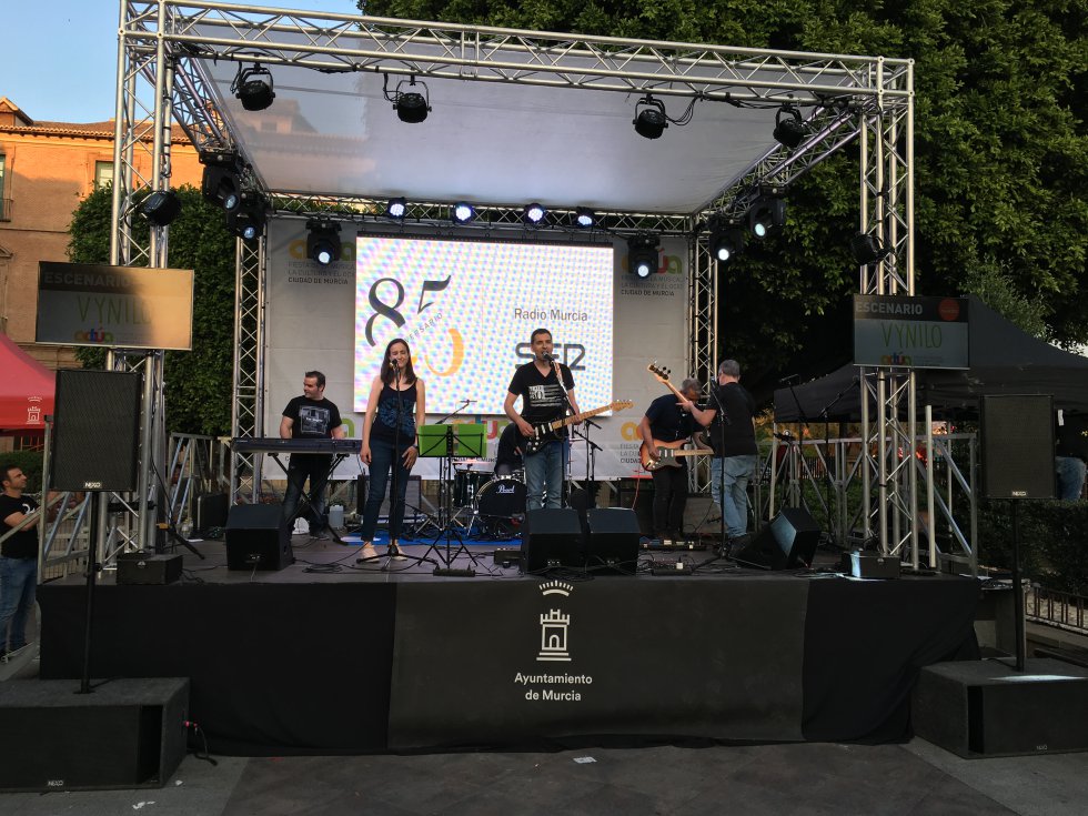 Diferentes bandas se han subido al escenario de Actúa Murcia 2018. Una de ella ha sido Vynilo Diferentes bandas se han subido al escenario de Actúa Murcia 2018. Una de ella ha sido Vynilo