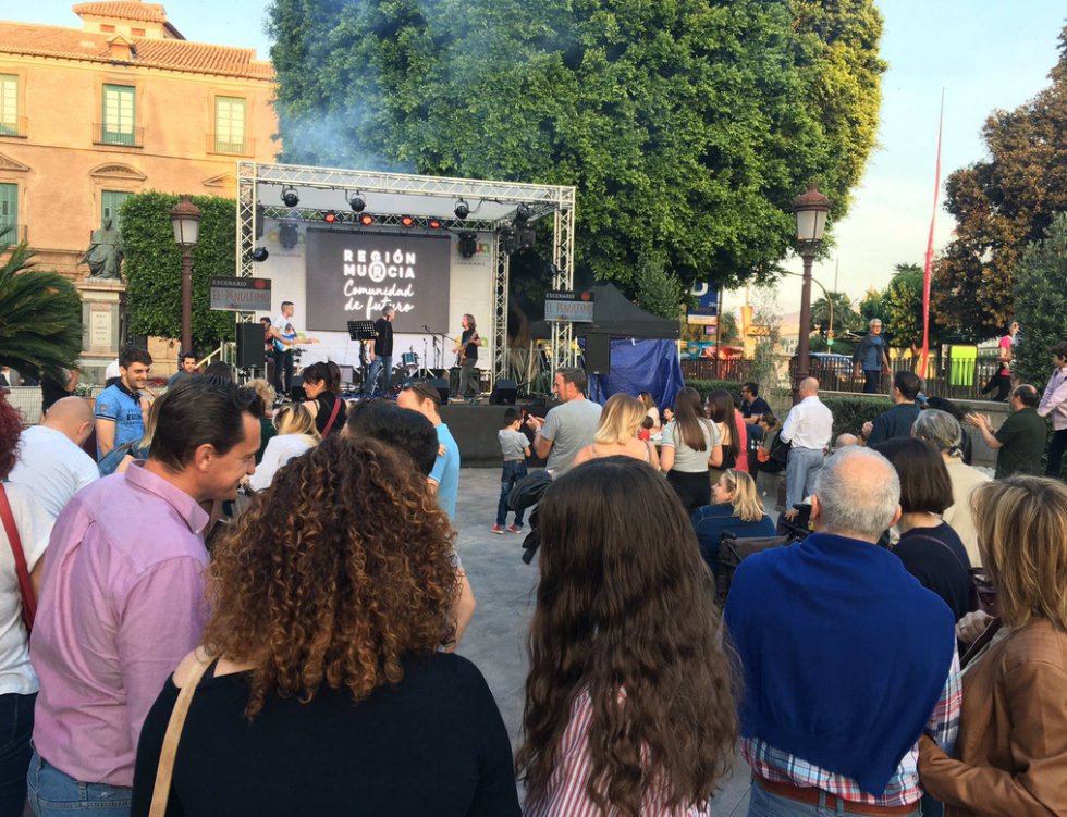 El mejor ambiente se respira en la Glorieta de Murcia con Actúa 2018. El mejor ambiente se respira en la Glorieta de Murcia con Actúa 2018.