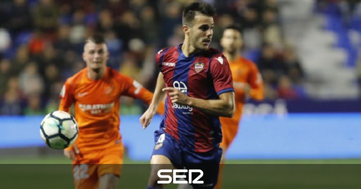 LEVANTE: Rober Pier;  a free Primera central |  Radio Valencia |  Present