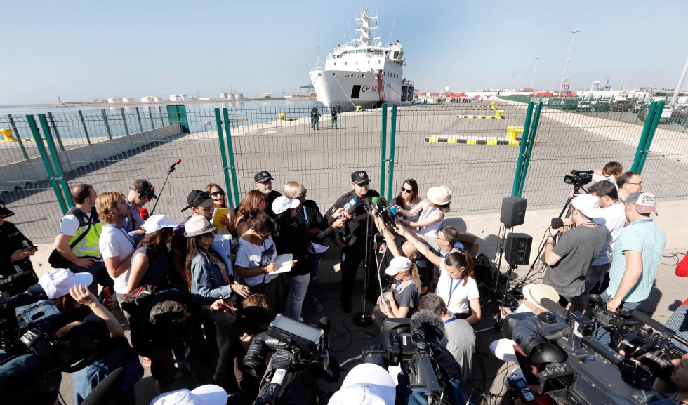 FOTOGALERÍA: Así han llegado a Valencia los 630 migrantes del Aquarius FOTOGALERÍA: Así han llegado a Valencia los 630 migrantes del Aquarius