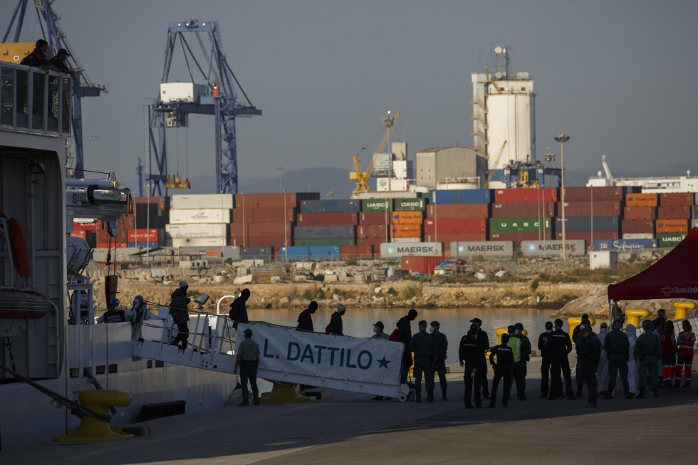 FOTOGALERÍA: Así han llegado a Valencia los 630 migrantes del Aquarius FOTOGALERÍA: Así han llegado a Valencia los 630 migrantes del Aquarius