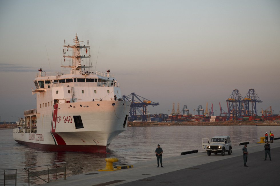 FOTOGALERÍA: Así han llegado a Valencia los 630 migrantes del Aquarius FOTOGALERÍA: Así han llegado a Valencia los 630 migrantes del Aquarius