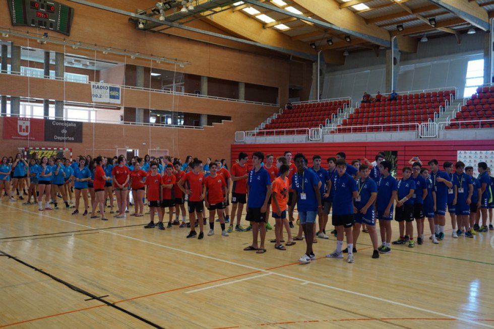 Torneo Internacional de balonmano de Elda: FOTOGALERÍA | XVII Elda Handball Cup - Presentación (II) Torneo Internacional de balonmano de Elda: FOTOGALERÍA | XVII Elda Handball Cup - Presentación (II)