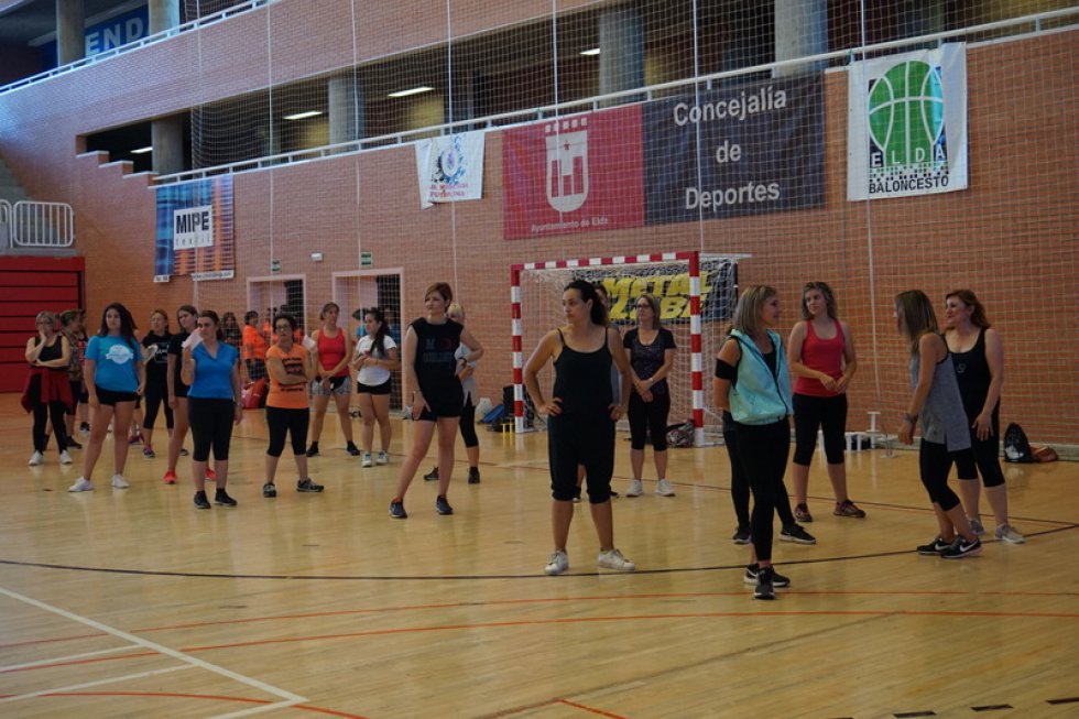 Torneo Internacional de balonmano de Elda: FOTOGALERÍA | XVII Elda Handball Cup - Presentación (II) Torneo Internacional de balonmano de Elda: FOTOGALERÍA | XVII Elda Handball Cup - Presentación (II)