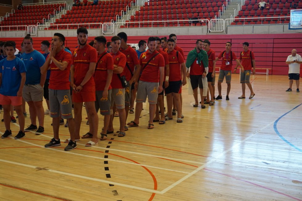 Torneo Internacional de balonmano de Elda: FOTOGALERÍA | XVII Elda Handball Cup - Presentación (II) Torneo Internacional de balonmano de Elda: FOTOGALERÍA | XVII Elda Handball Cup - Presentación (II)
