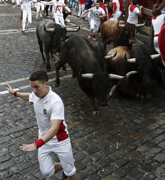 Último encierro de sanfermines en imágenes Último encierro de sanfermines en imágenes