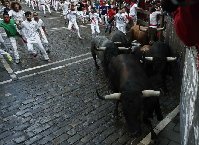 Último encierro de sanfermines en imágenes Último encierro de sanfermines en imágenes