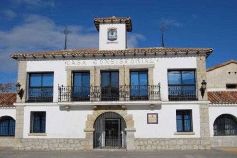 Entrevista con el alcalde de Aldea del Fresno, Guillermo Celeiro De excursión por Aldea del Entrevista con el alcalde de Aldea del Fresno, Guillermo Celeiro De excursión por Aldea del
