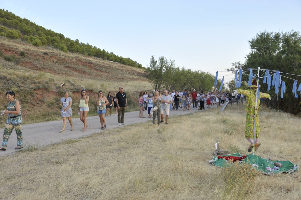 Torrejoncillo del Rey recupera los espantapájaros Torrejoncillo del Rey recupera los espantapájaros