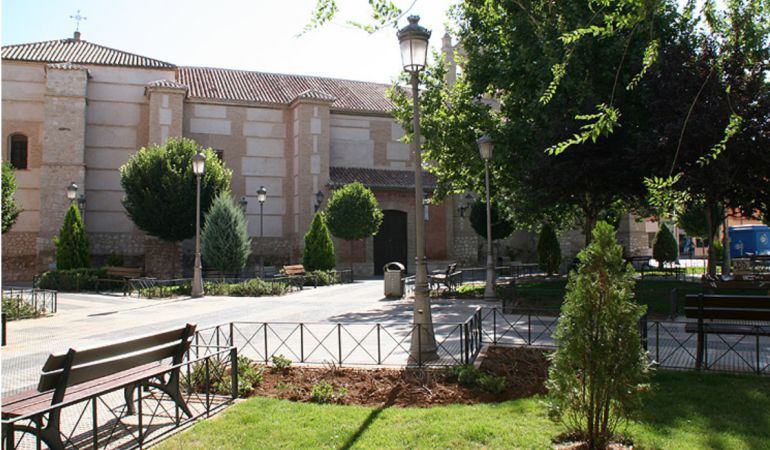 Junta y Ayuntamiento ven positiva la venta del "Convento de las Terreras"